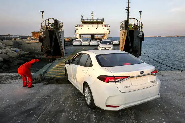 ماجرا چیست؟ | خودرو ۲۰ هزار دلاری در ایران به ۷ میلیارد رسید!