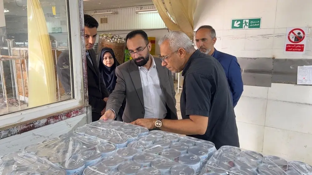 تقدیر حسابرس کل دیوان محاسبات کشور از مدیر عامل شرکت فرآورده های شیلاتی بندرعباس