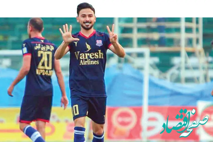 انتقال این بازیکن معروف به استقلال کذب محض است