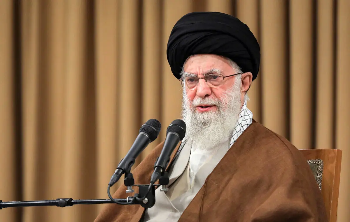 نماز عید فطر ۱۴۰۴ در تهران به امامت رهبر انقلاب | نماز عید فطر ۱۴۰۴ در تهران، زیر سایه نورانی رهبر انقلاب