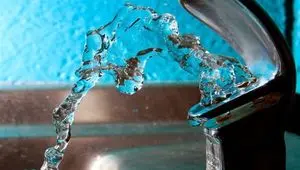 چگونه جنگ آمریکا علیه ایران تامین فلوراید برای آب آشامیدنی در ایالات متحده را مختل کرد؟ 