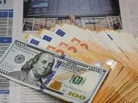 میلیاردها دلار ارز صادراتی به کشور باز نگشته است / غارت ارزی تا چه زمان ادامه دارد؟