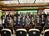 مراسم اهدای جوایز تیم‌ها و نفرات برتر مسابقات ورزشی کارکنان بانک برگزار شد