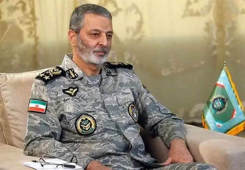 دم از مذاکره می‌زنی اما بر طبل جنگ می‌کوبی!