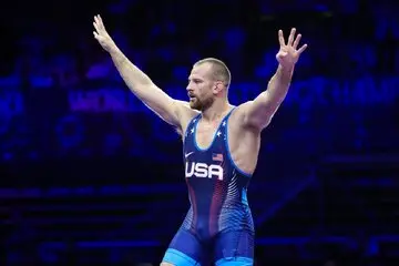 واکنش خنده دار تیلور به کری‌خوانی احمدخطر با حسن یزدانی! 
+ عکس