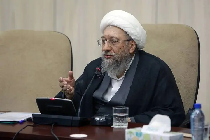 آملی لاریجانی: ملت ایران پای تنگه هرمز ایستاده است؛ 