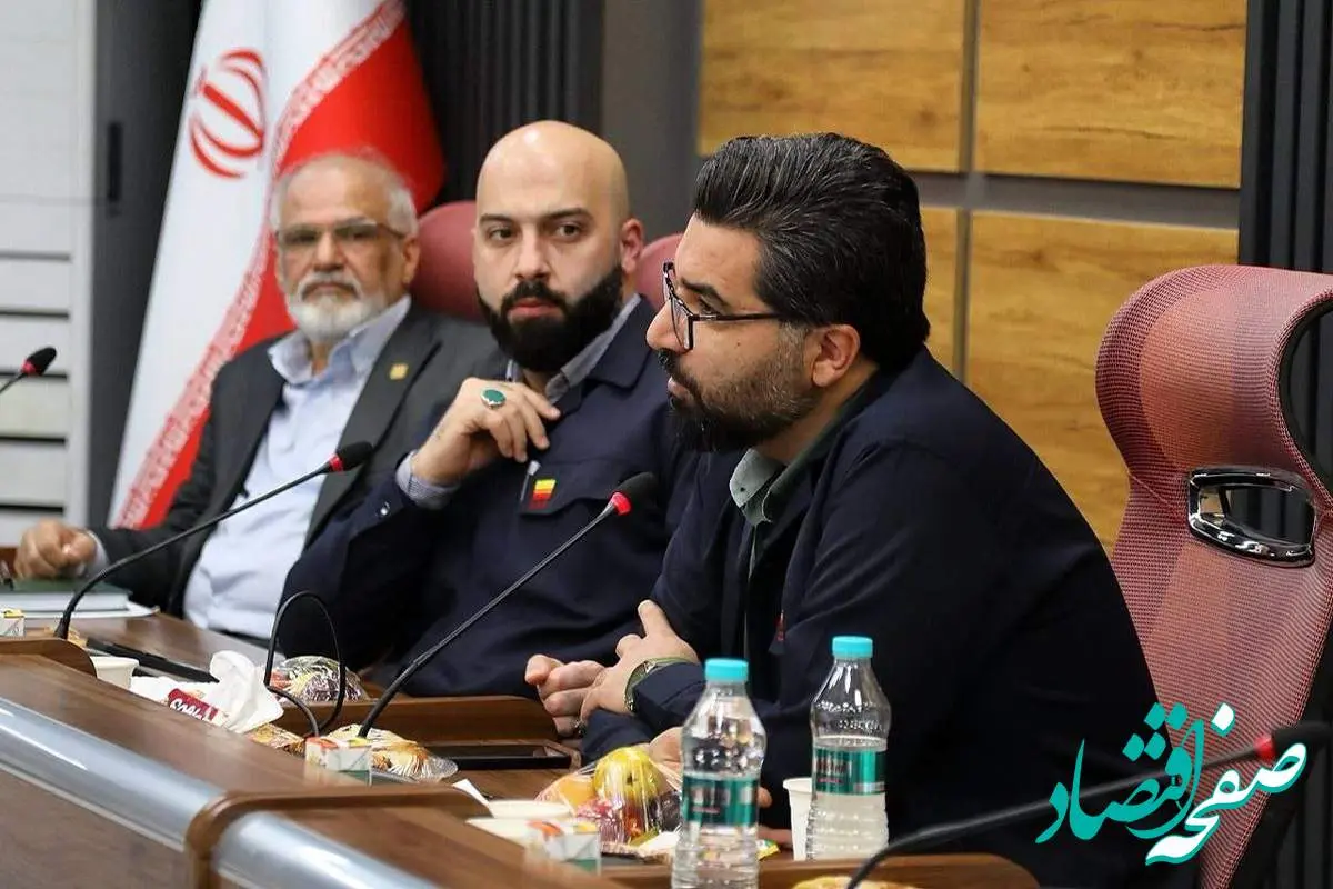 دیدار صمیمانه معاون منابع انسانی و امور اجتماعی با جمعی از بازنشستگان فولاد خوزستان