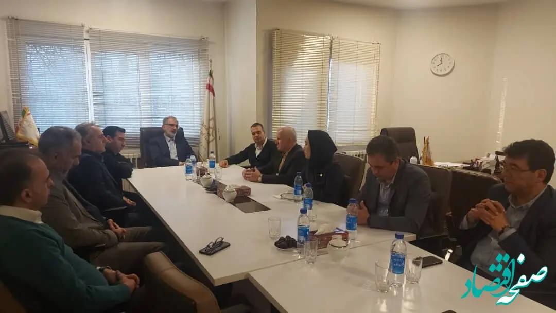 مدیرعامل بانک صنعت و معدن: قدردان تجربه و دانش پیشکسوتان بانک هستیم