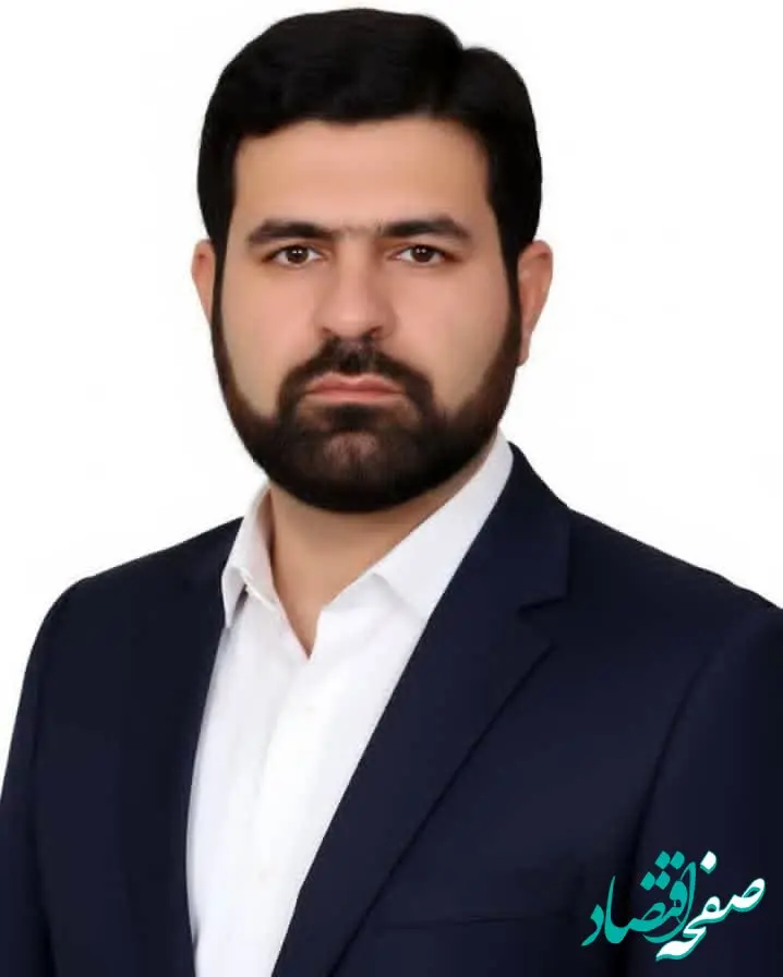 مکتب مدیریتی حاج قاسم: الگویی برای مدیریت میدانی و مسئولیت‌پذیر