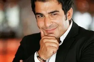 حضور یوسف تیموری بازیگر معروف در جمع امدادگران هلال احمر + ویدئو