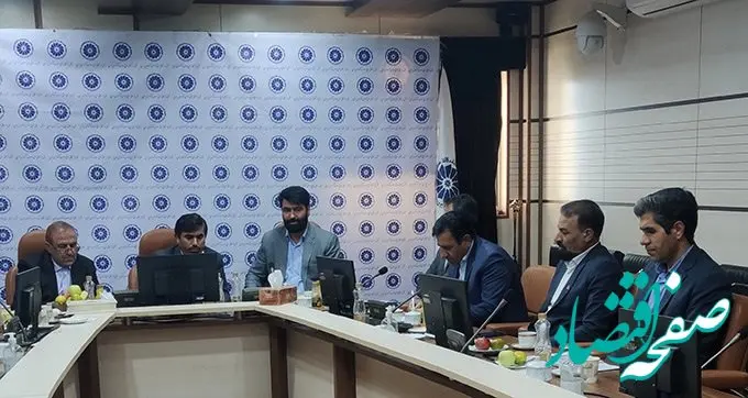 شعبه یاسوج بیمه دانا بر تکریم معلمان به عنوان مهندسان فرهنگی جامعه تاکید کرد