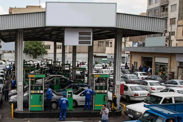 آزمون بزرگ دولت در بازار بنزین آغاز شد 