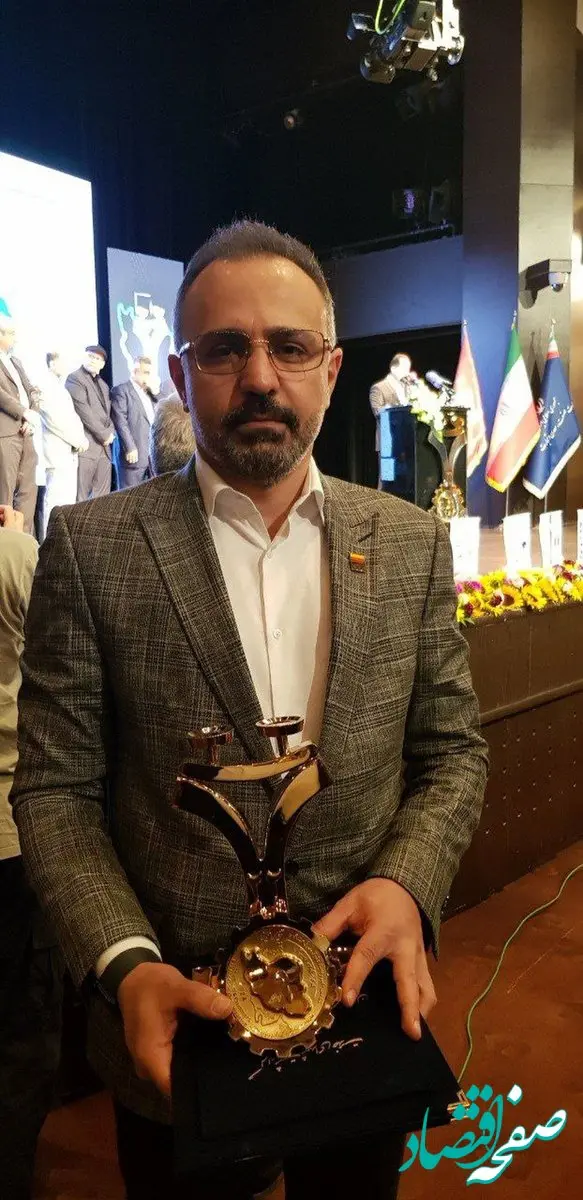 شرکت فولاد خوزستان تنها شرکت تولیدکننده صنعتی و معدنی بود که تندیس طلایی ملی رعایت حقوق مصرف کننده را دریافت کرد 