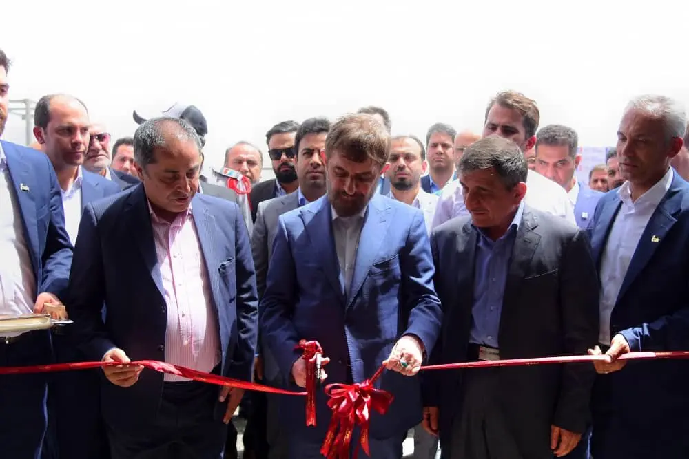 کلنگ فاز دوم شرکت آریا اروند به زمین زده شد