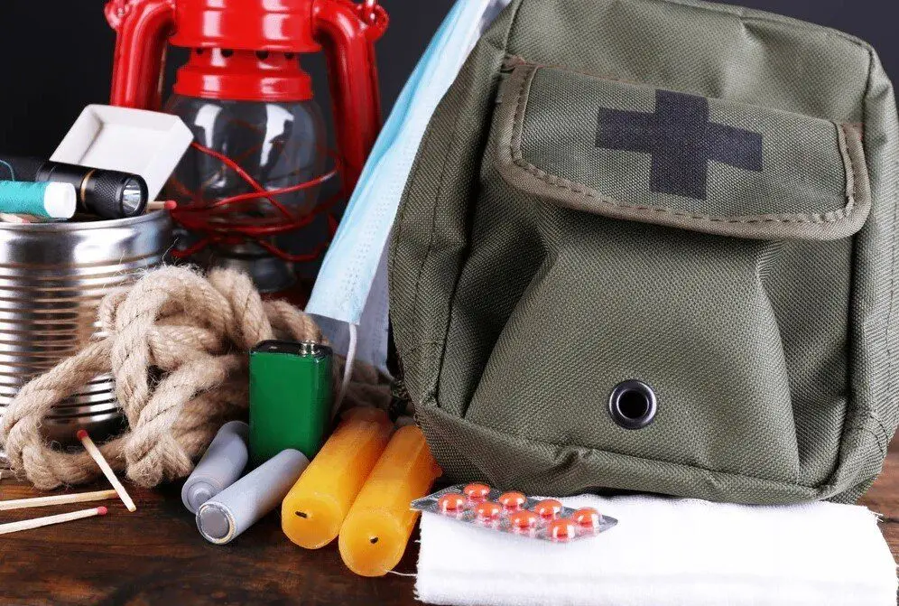 راهنمای ساده برای بستن کوله شرایط بحران | در «کیف نجات» چه چیزهایی بگذاریم؟ 