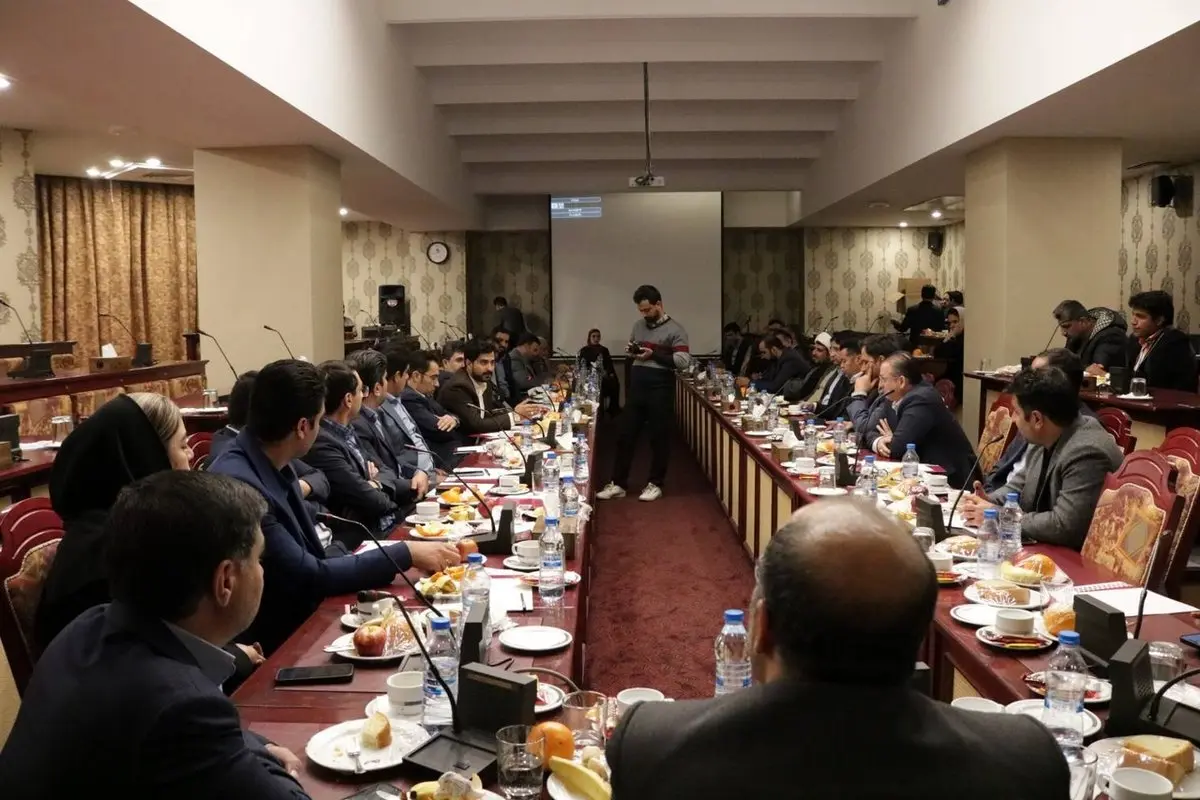 تجلیل از مشتریان ارزنده بانک قرضالحسنه مهر ایران در استان کرمان
