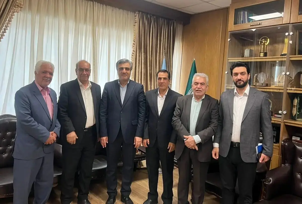 آنچه بین اعضای کانون عالی بازنشستگان کارگری با مدیرعامل تامین اجتماعی گذشت