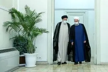 تیکه سنگین داماد روحانی به رئیسی و دولتش | عملکرد آقای رئیسی و دولتش ستاد انتخاباتی ماست