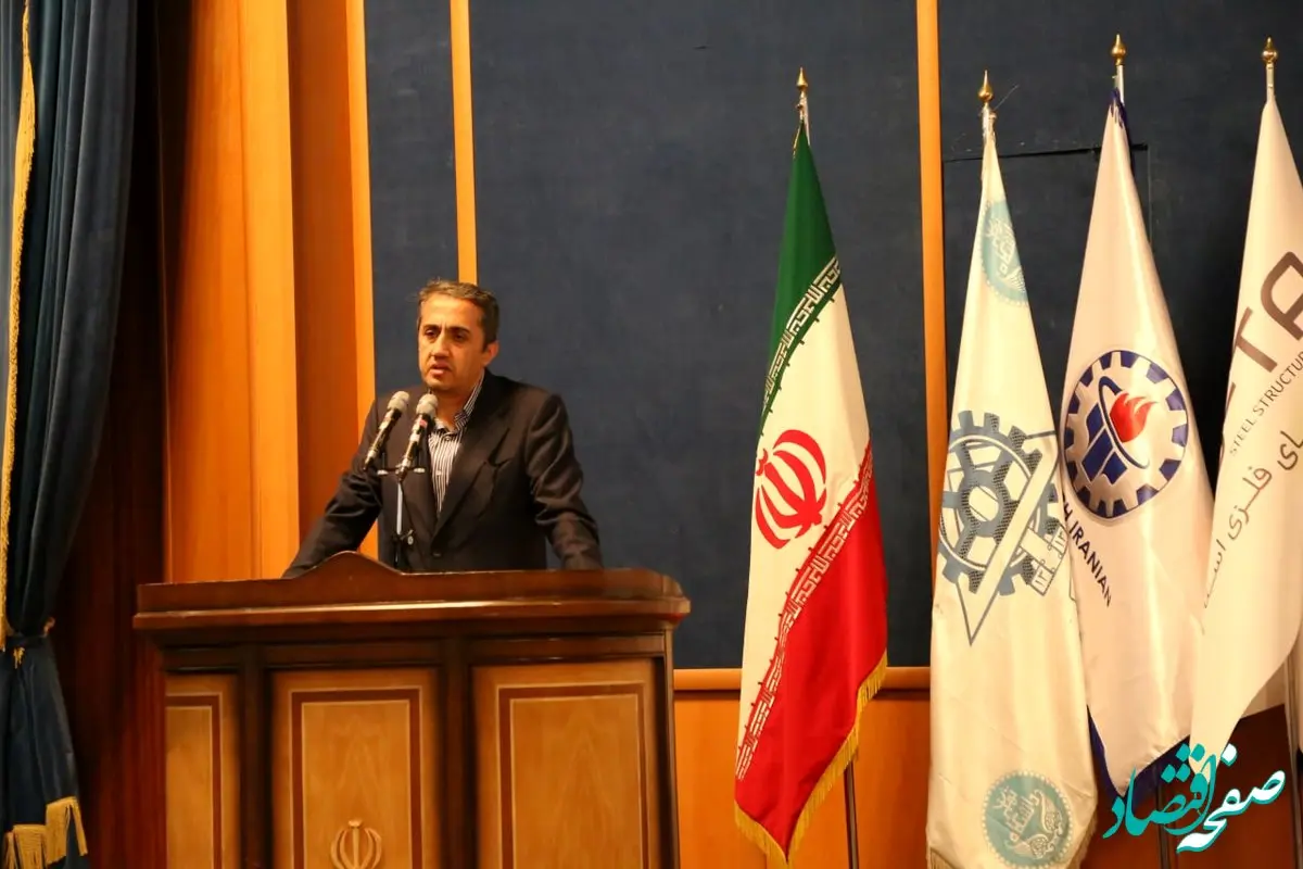 آقاجانلو: نقش موثر دانشگاه ها در رشد ضریب پیچیدگی زنجیره و تولید محصولات متنوع/ نوآوری و رشد بهره وری؛ الزامات معدن و صنایع معدنی است