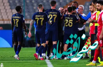 عکس‌| محاصره اتوبوس النصر و رونالدو توسط عربستانی‌ها
