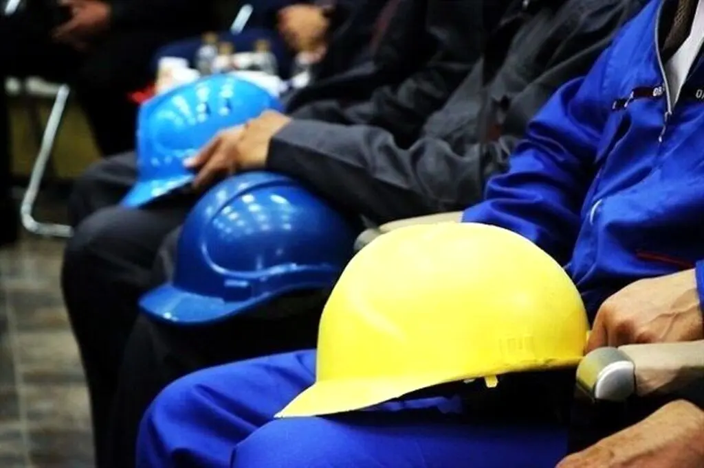 آخرین خبر از افزایش ۴۰ درصدی حقوق کارگران امروز شنبه ۵ اسفند ماه ۱۴۰۲ | کارگران بخوانند