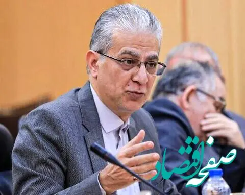 مانع اجرای سیاست‌های همتی، بی‌انضباطی مالی و ناهماهنگی تصمیم‌گیران است