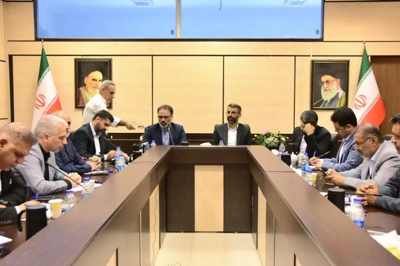 راهکارهای توسعه فرودگاه آبادان بررسی شد

