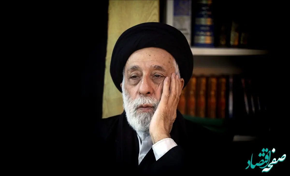 تصویری خاص از مسعود پزشکیان در منزل برادر رهبر انقلاب