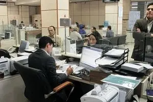 واکنش بانک دی به فیش حقوق نجومی و وام میلیاردی کارمند این بانک؛ ماجرا چه بود؟