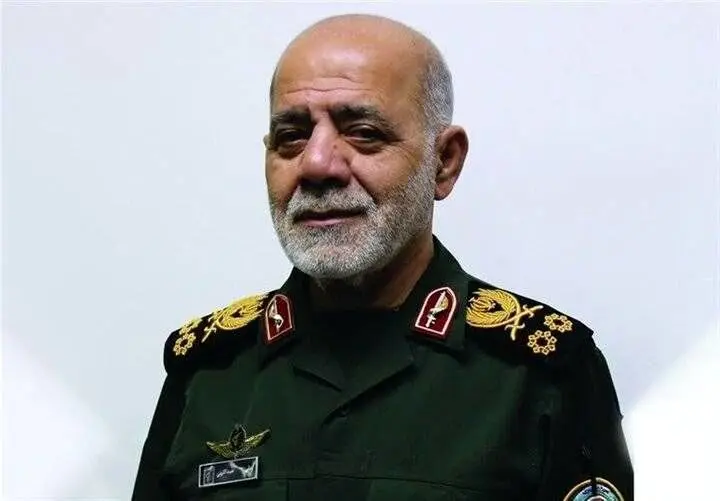 سرلشکر عبداللهی: ضربات سهمگین نیروهای مسلح به آمریکا و اسرائیل با قدرت ادامه دارد 