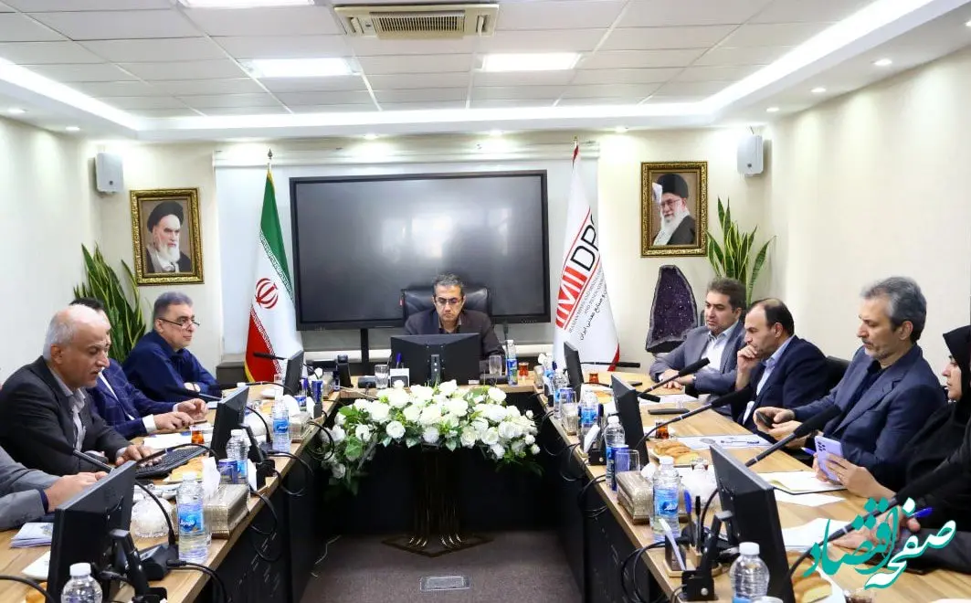 تاکید آقاجانلو بر حمایت مالی از طرح های توسعه فولاد کردستان