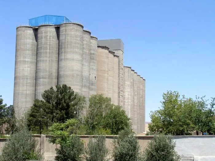 آخرین خبر از واردات هزاران تُن گندم کیفی به استان قم