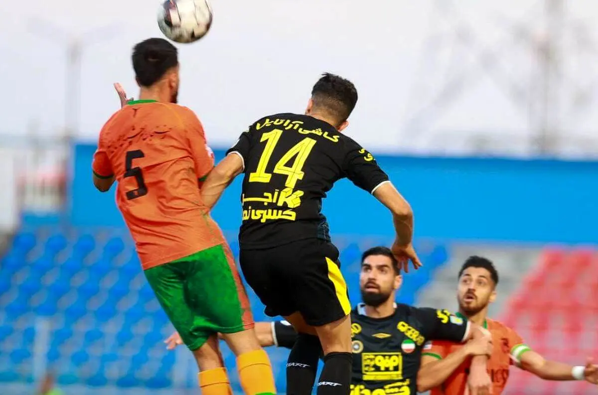 فیلم خلاصه بازی مس رفسنجان - سپاهان امروز جمعه ۲۲ فروردین ۱۴۰۴ + گزارش کامل بازی سپاهان و مس رفسنجان