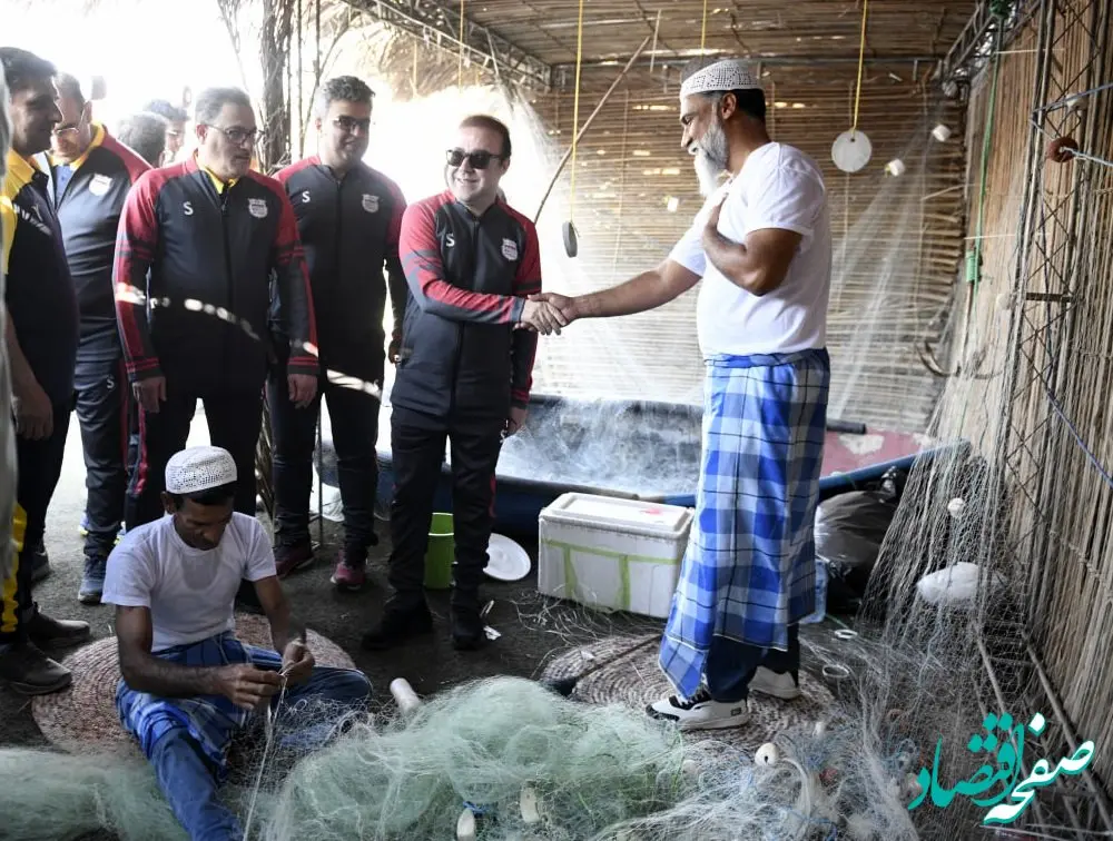 بازدید مدیرعامل فولاد هرمزگان از نمایشگاه و جشنواره سالگرد افتتاحیه