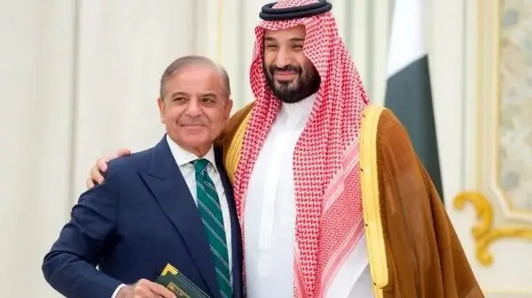 دعوای امارات و عربستان یقه پاکستان را گرفت