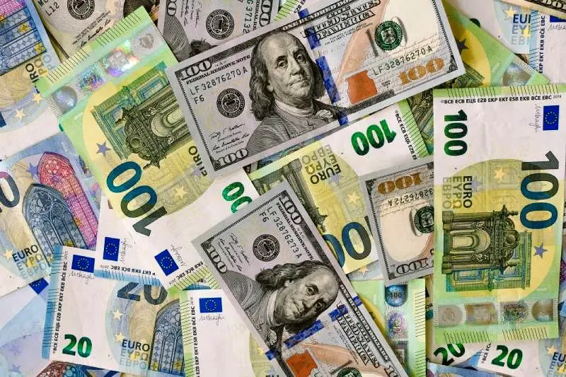 آخرین قیمت دلار و یورو امروز، دوشنبه ۲۱ مهر ۱۴۰۴ + جدول کامل