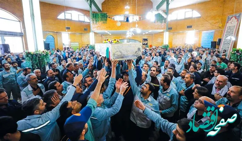 تجدید میثاق کارکنان فولاد مبارکه با آرمان‌های شهدا