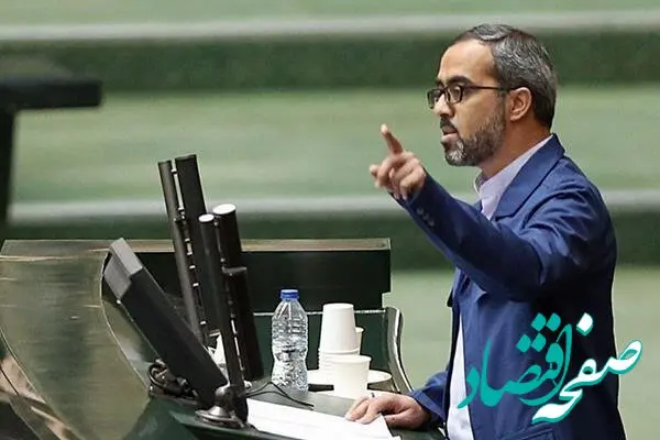 مجلس شرایط و نحوه عرضه خودرو را تعیین تکلیف می‌کند/ می‌بایست شرایط برای عرضه خودرو در بورس کالا فراهم شود/ در طرح ساماندهی بازار خودرو، به عرضه در بورس کالا نیز اشاره شده است