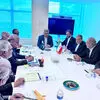 دیدار پزشکیان با نخست وزیر پاکستان 