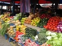 جدول قیمت مصوب انواع میوه و سبزی / قیمت خیار، تا آسمان رفت + جدول