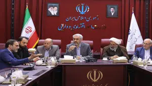 اضافه‌برداشت بانک‌ها تورم‌زا است؛ وزارت اقتصاد باید جدی وارد شود