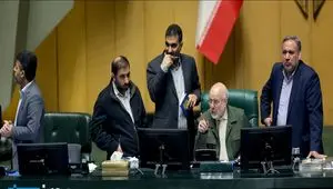 آیا برداشت از صندوق توسعه ملی با اجازه رهبر انقلاب انجام می شود؟ 