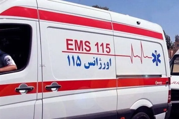 آتش سوزی گسترده در کارخانه تولید فندک شهرک صنعتی نصیرآباد با ۴ مصدوم