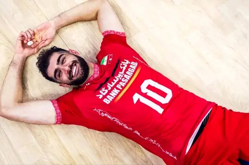 غول نقل‌ و انتقالات دنیا یک ایرانی است! | این فوق ستاره را بشناسید