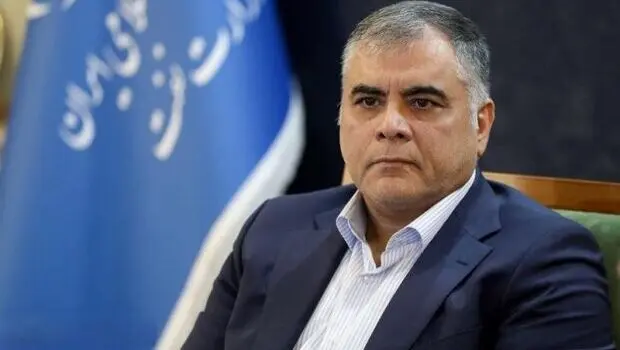 محسن پاک نژاد؛ وزیری که هیچکس او را گردن نمی گیرد!