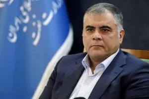 محسن پاک نژاد؛ وزیری که هیچکس او را گردن نمی گیرد!