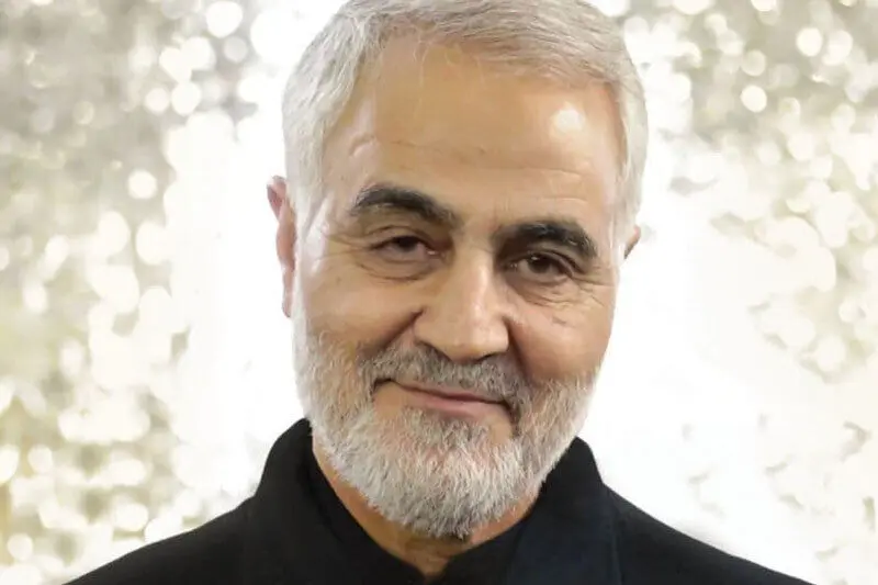 عکس | این دختر اشک سردار سلیمانی را درآورد 