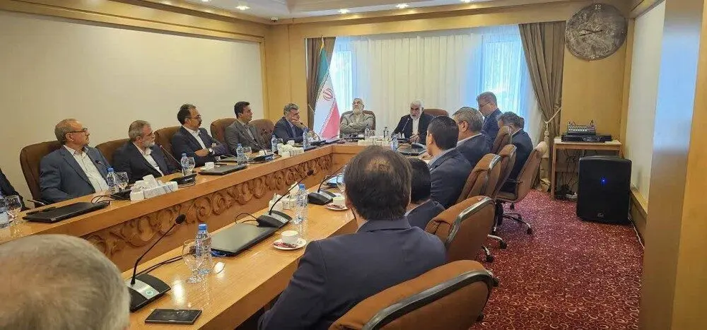 در جلسه مدیر عامل مؤسسه اعتباری ملل با رؤسای شعب مشهد عنوان شد؛ در مدیریت بحران، ایمان، ایستادگی و اخلاق راهبرد ماست