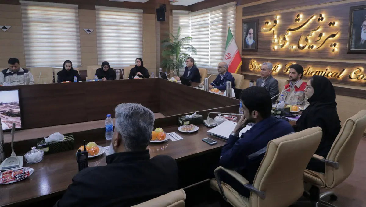 بازدید مدیران سازمان حفاظت محیط زیست کشور از پتروشیمی شیمی بافت