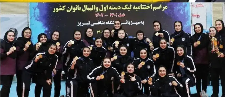 تقدیر مدیر عامل چادرملو از قهرمانی تیم والیبال بانوان این شرکت